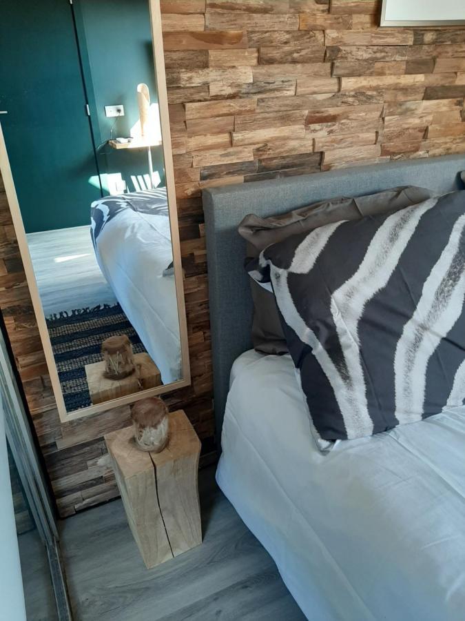 Groot Genoegen - 50 North Bed & Breakfast Herne ภายนอก รูปภาพ